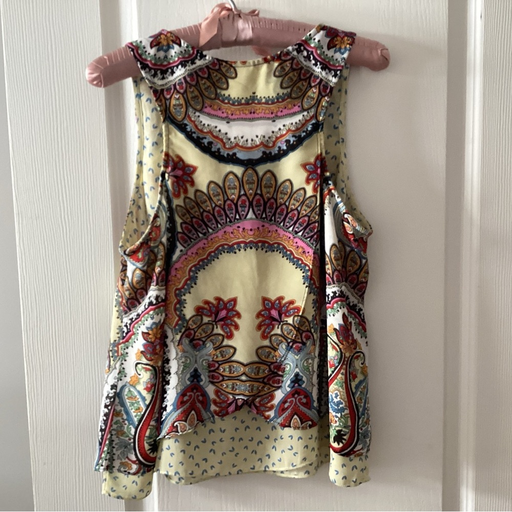 Bila Multicolor Paisley Tanktop. Size medium.   B6 - Picture 3 of 9